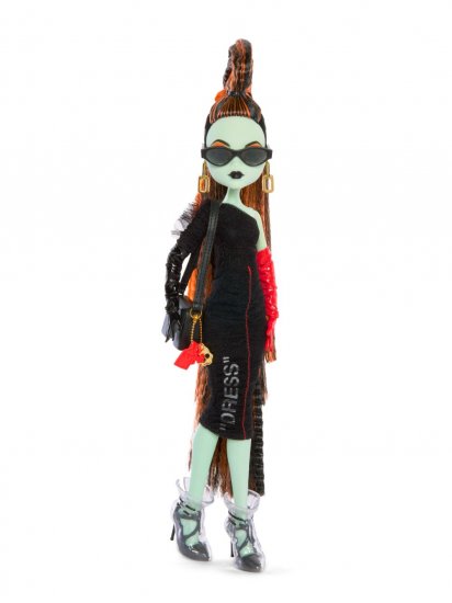 Off-White c/o Monster High Electra Melody Doll - Green - Click Image to Close